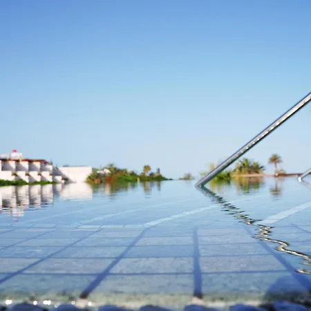 Alexandre Troya Hotel