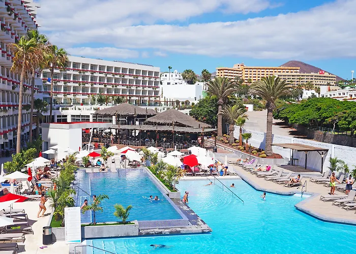 Alexandre Troya Hotel 4*