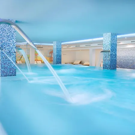 Alexandre Troya Hotel