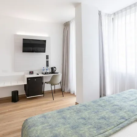 ホテル Alexandre Troya プラヤ・デ・ラス・アメリカス