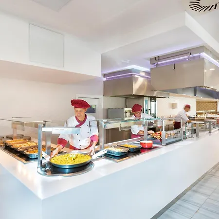 Alexandre Troya Hotel