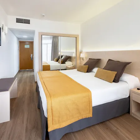 Alexandre Troya プラヤ・デ・ラス・アメリカス