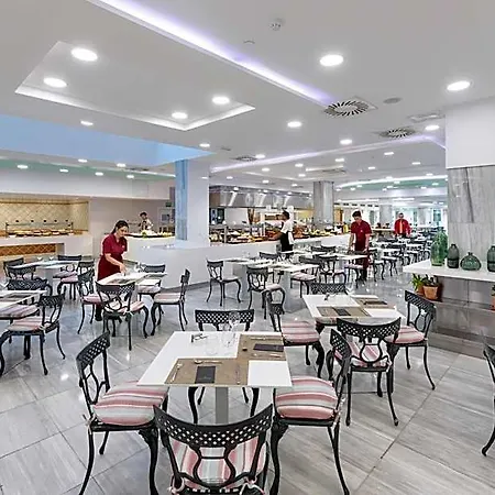 Alexandre Troya Hotel 4*