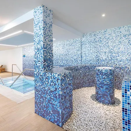 Hotel Alexandre Troya 4*