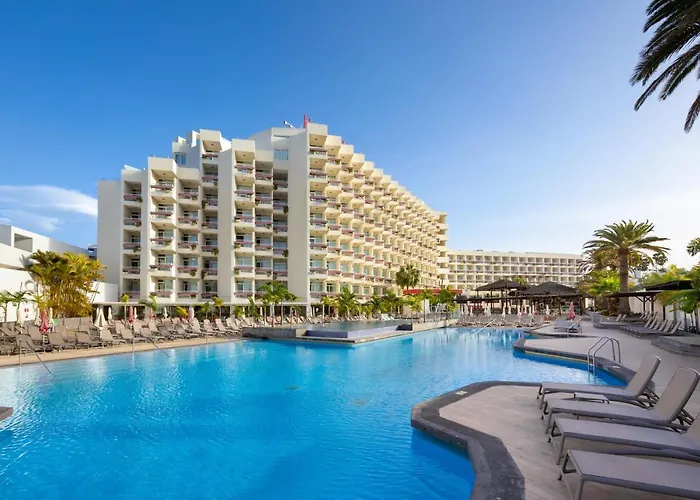 Alexandre Troya Hotel